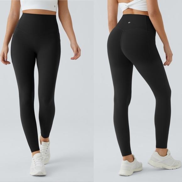 HALARA Pants - NWT Halara UltraSculpt High Waist Tummy Control Leggings Black 7/8 Length Size M